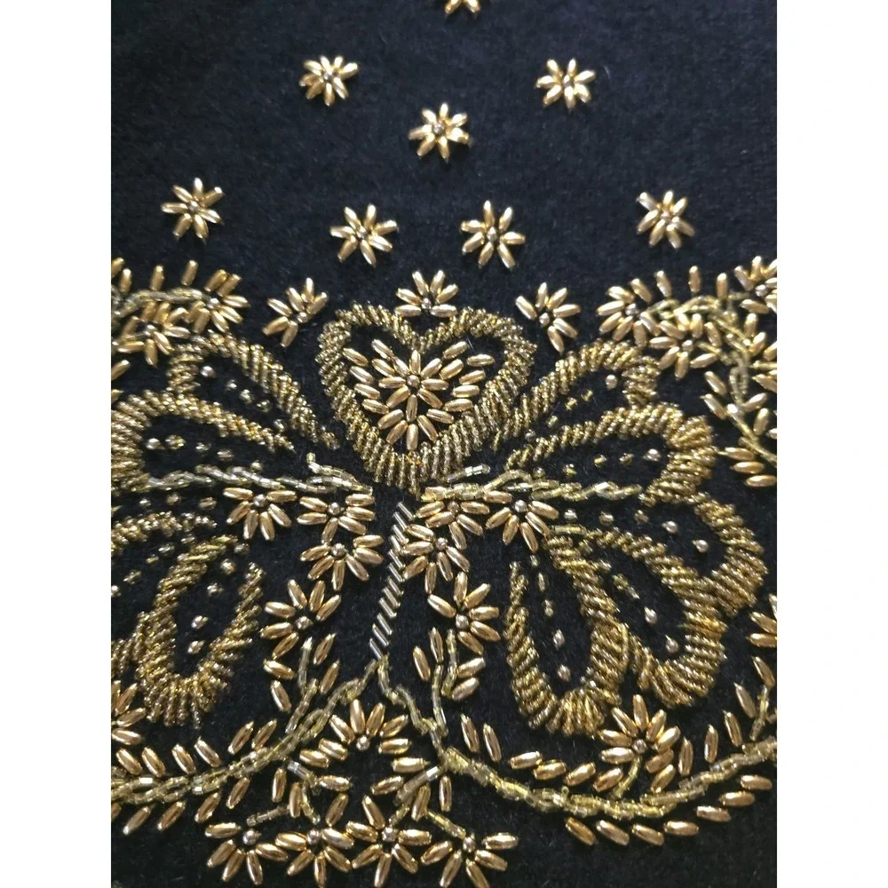 Vintage‎ Belldini Women's Sweater Large Black Beaded Angora Lambswool Floral